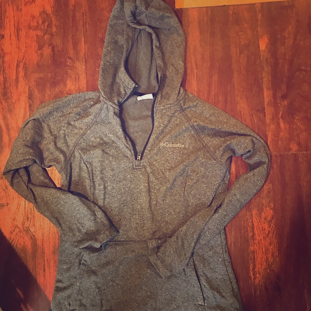 Columbia size S pullover
